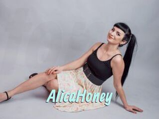 AlicaHoney