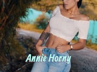 Annie_Horny