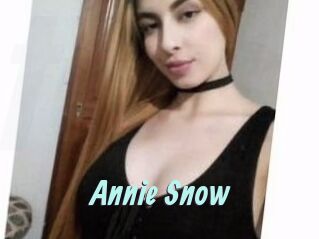 Annie_Snow