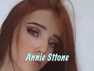 Annie_Sttone