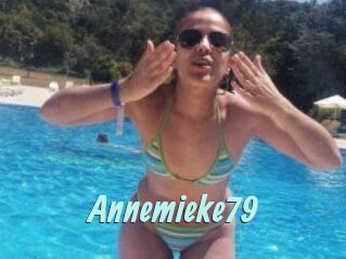 Annemieke79