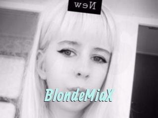 BlondeMiaX