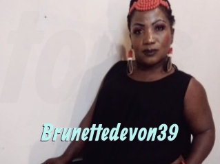 Brunettedevon39