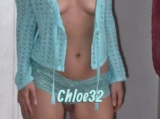 Chloe32