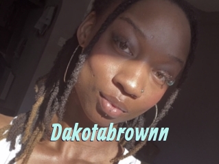 Dakotabrownn