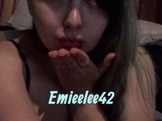Emieelee42