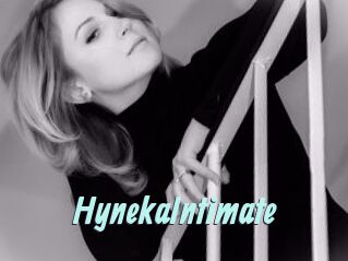 HynekaIntimate