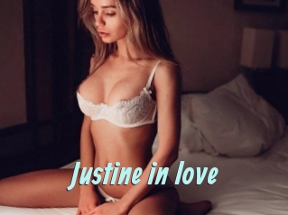 Justine_in_love
