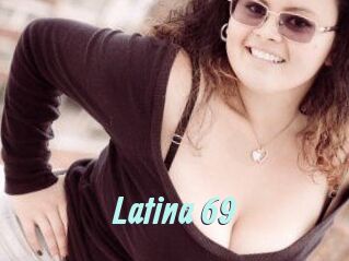 Latina_69