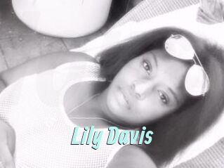 Lily_Davis