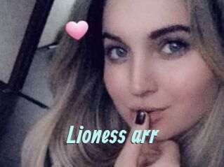 Lioness_arr