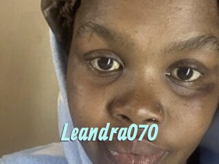 Leandra070