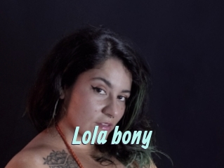 Lola_bony