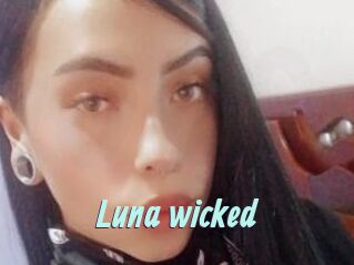 Luna_wicked