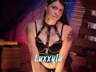 luxxylu Ton Show