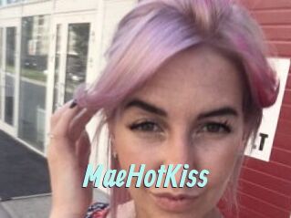 MaeHotKiss