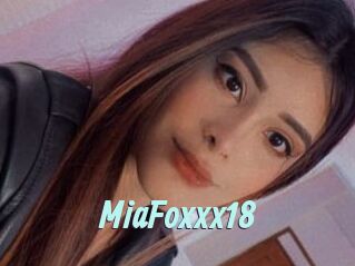 MiaFoxxx18