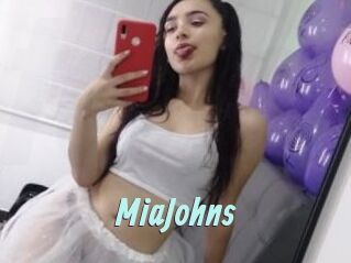 MiaJohns