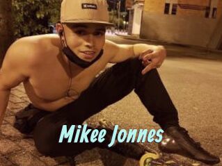 Mikee_Jonnes