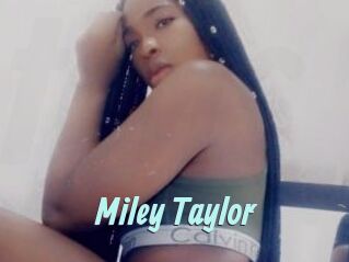 Miley_Taylor