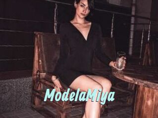 ModelaMiya