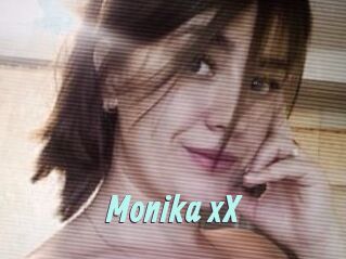 Monika_xX