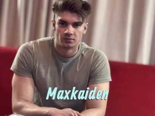 maxkaiden Ton Show