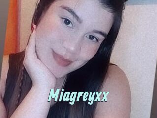 Miagreyxx