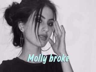 Molly_broke