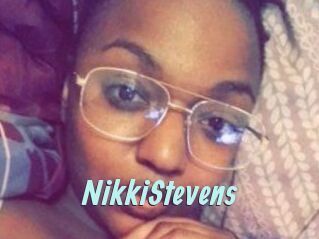 Nikki_Stevens