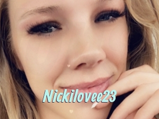Nickilovee23