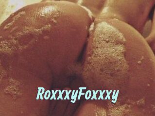 RoxxxyFoxxxy