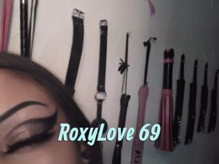 RoxyLove_69