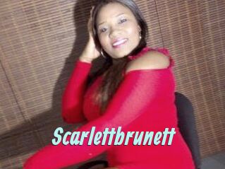 Scarlettbrunett