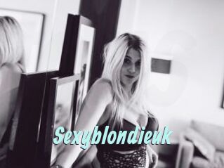 sexyblondieuk Ton Show