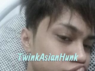 TwinkAsianHunk