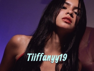 Tiiffanyy19