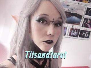 Titsandtarot