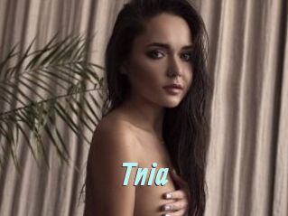 Tnia