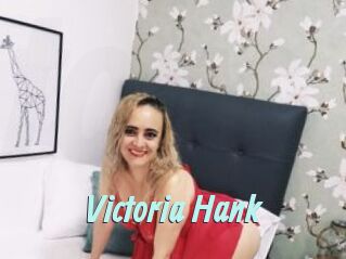 Victoria_Hank