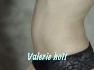 Valerie_hott