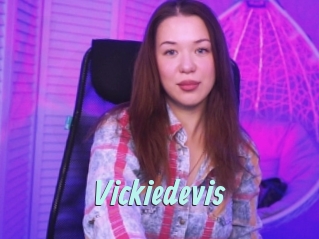Vickiedevis