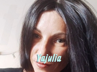 yajulia Ton Show